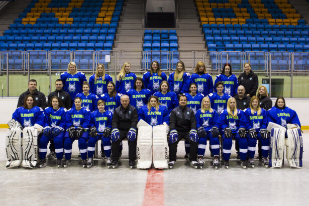 Women Team Slovenia_official