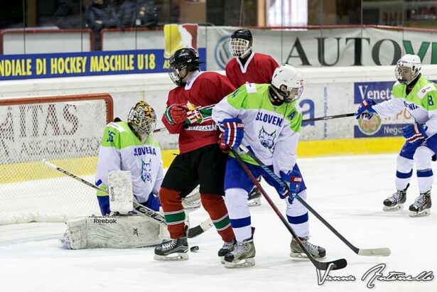 2016apr23_U18_SLO-HUN_03