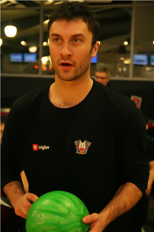 Sproščanje ob bowlingu